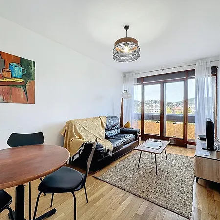 Apartament La Lassolas - T2 Avec Balcon Et Garage *