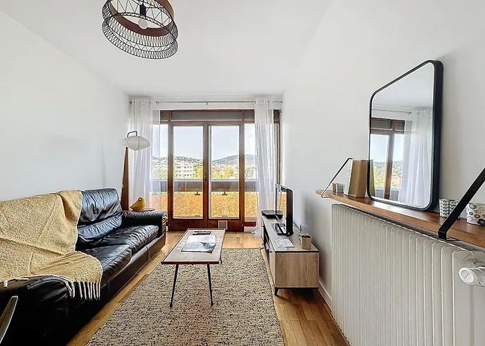 La Lassolas - T2 Avec Balcon Et Garage Lägenhet